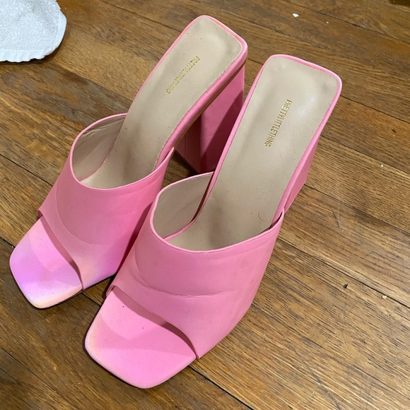 Pretty little thing heels - Picture 2 of 3